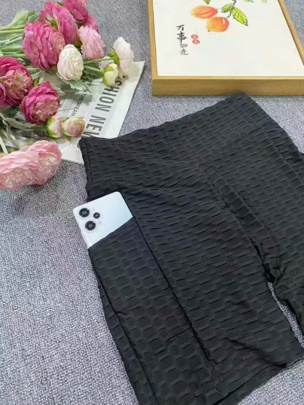 Stock 𝐂𝐋𝐄𝐀𝐑𝐀𝐍𝐂𝐄 𝐒𝐀𝐋𝐄 Women Yoga Shorts